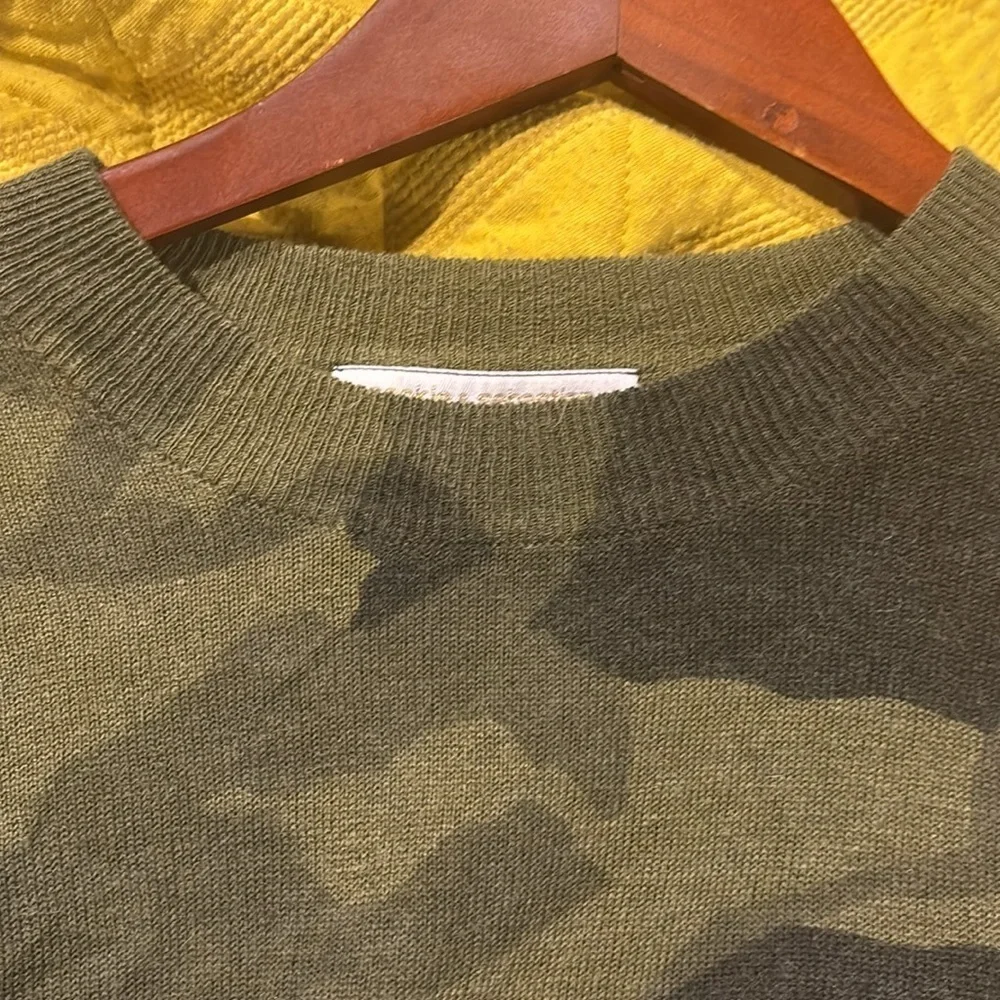 Pookie & Sebastian Wool Blend Lightweight Camo Camouflage Large Sweater Crew